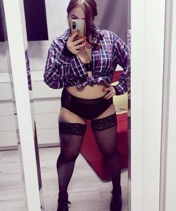 У меня опыт и нежные руки, которые приведут тебя к незабываемому наслаждению. Живу в Москве и готова встретиться с тобой в моей уютной квартире или приехать к тебе. У меня есть отличные отзывы, которые говорят о моей искренности и профессионализме. Я предлагаю широкий спектр услуг и всегда готова удовлетворить тебя. Фото в моем альбоме подтвердят мою раскованность и мою красоту. Жду твоего звонка! 🌹 Ненашка